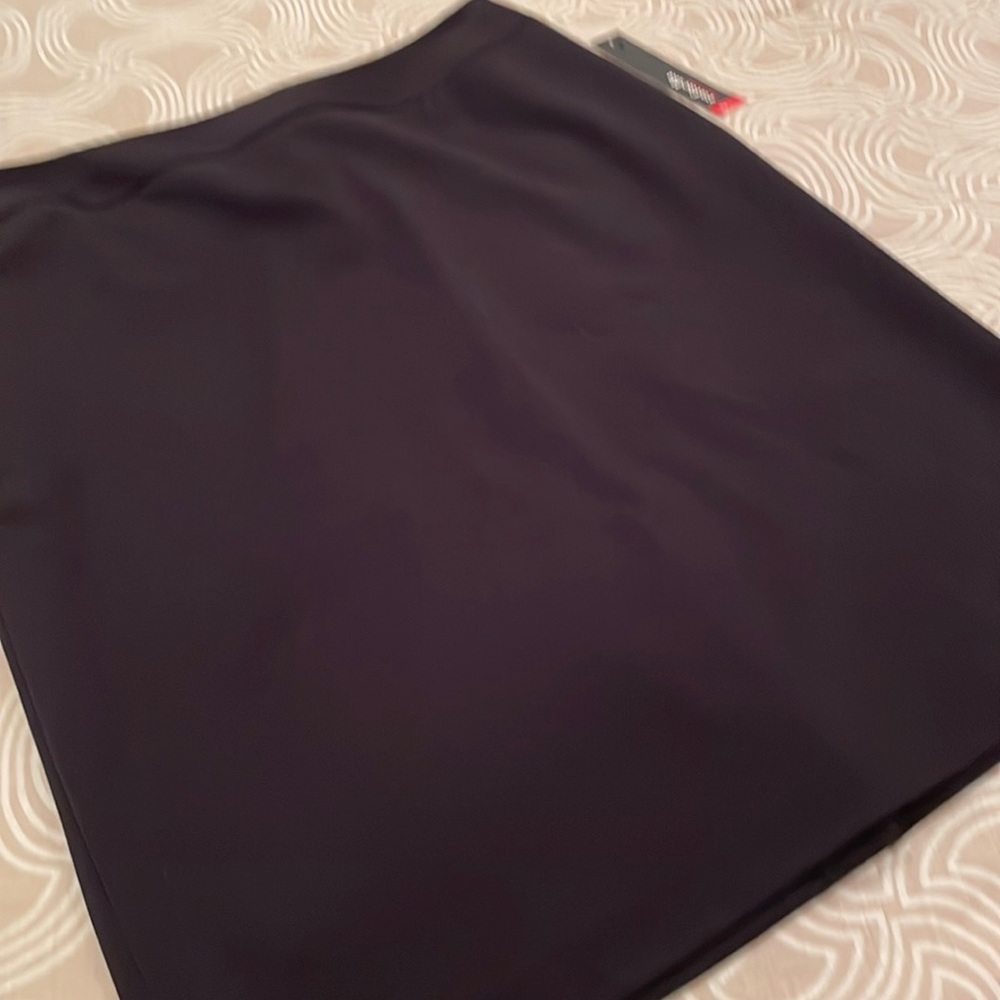 NWT Rafaella skirt, black, (2way stretch), polyester blend, 16